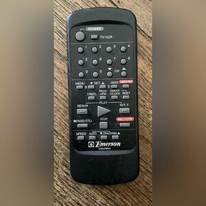 Vintage Emerson TV VCR Remote Control Black 076L076010